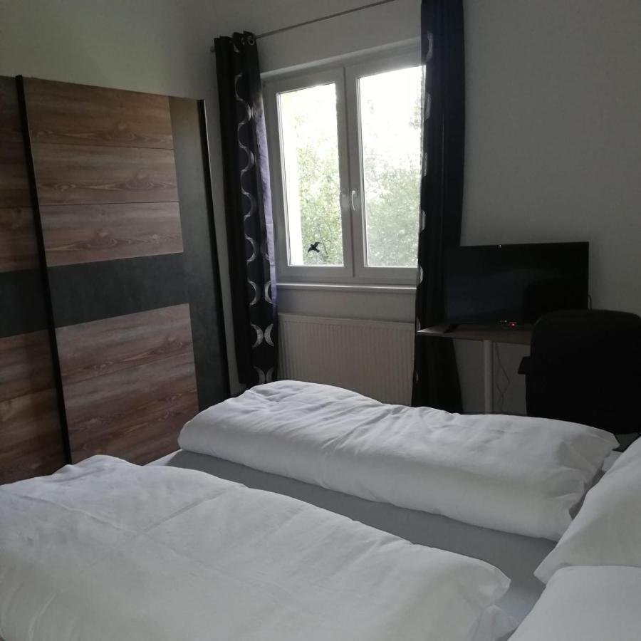Hotel Rezident Consult S.R.O. à Bratislava Extérieur photo
